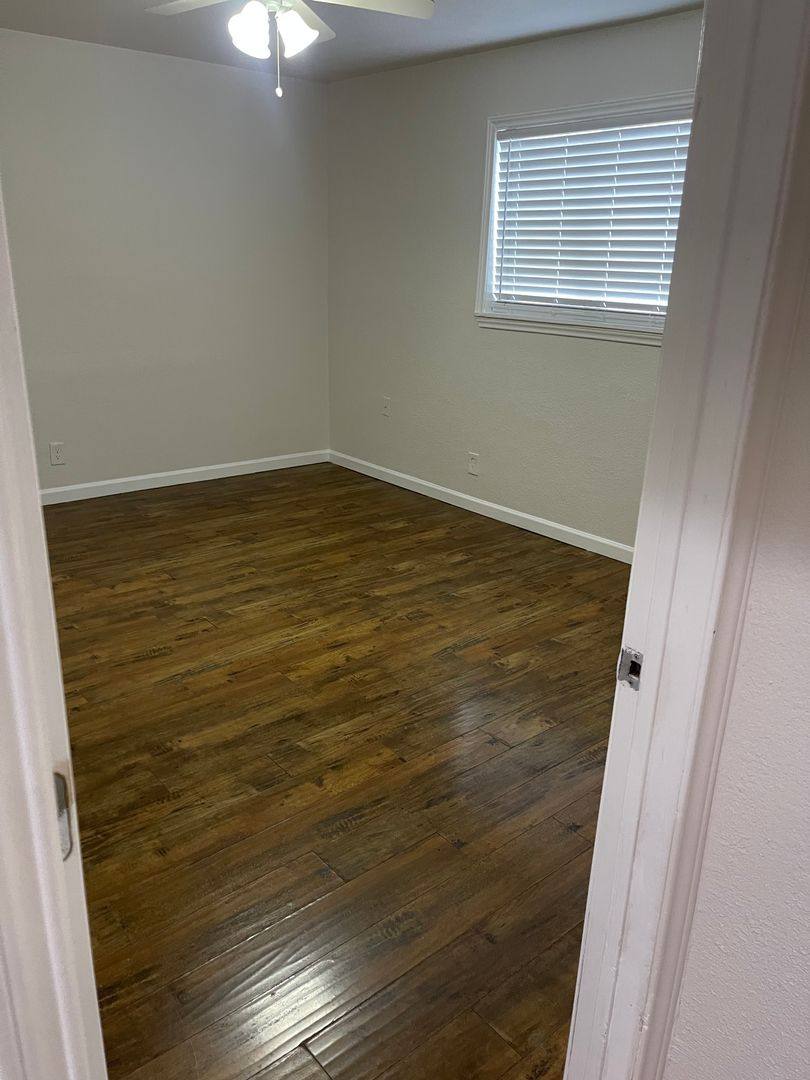 Apartment for rent at 4950 Live Oak St, Dallas, TX 75206