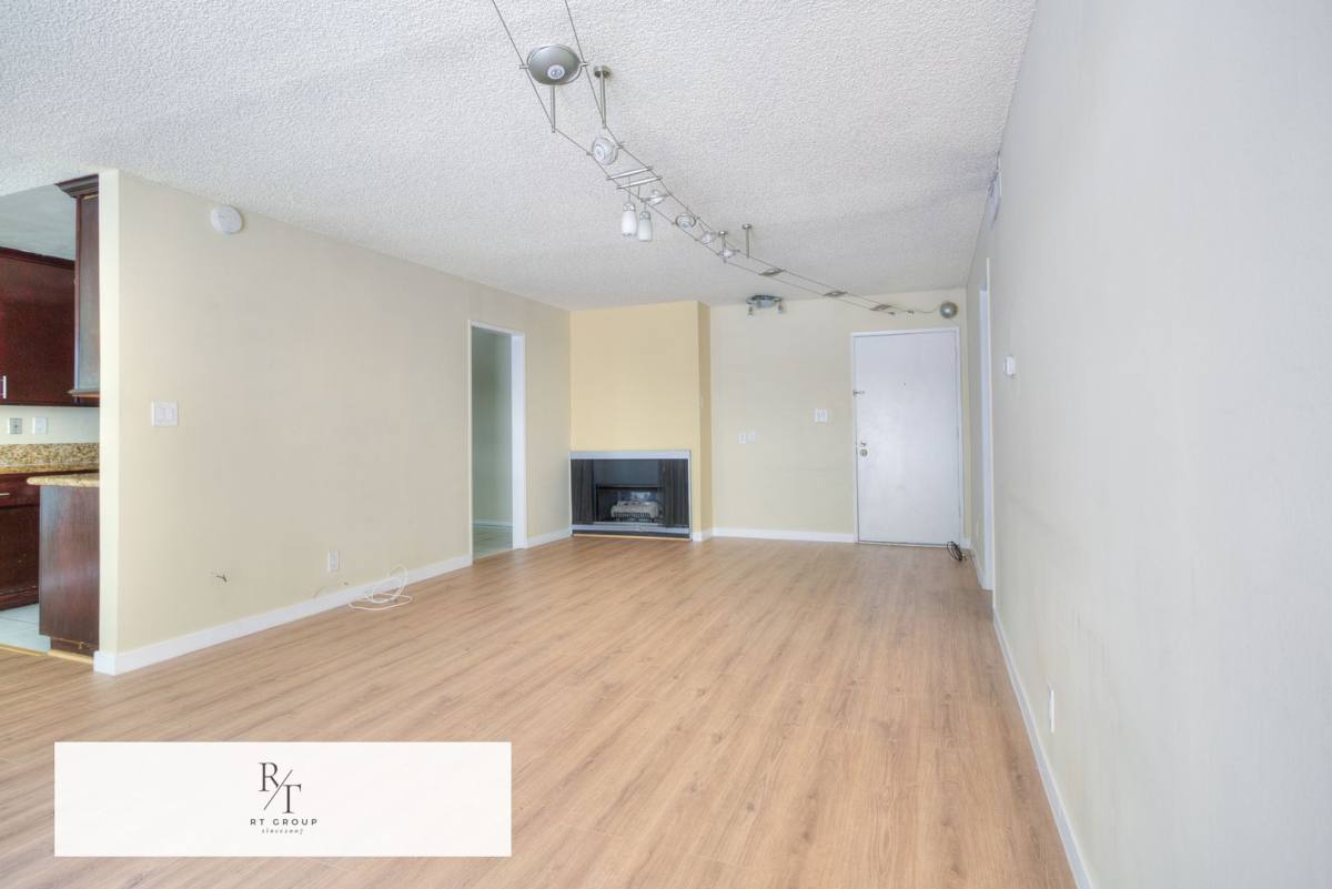 Condo for rent at 125 S Sierra Madre Blvd, Pasadena, CA 91107