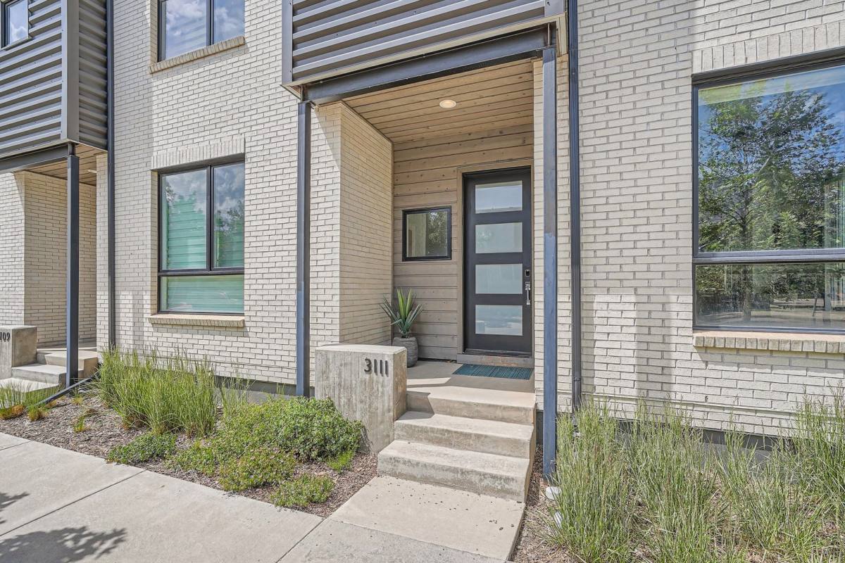 Townhouse for rent at 3111 Bluff St, Boulder, CO 80301