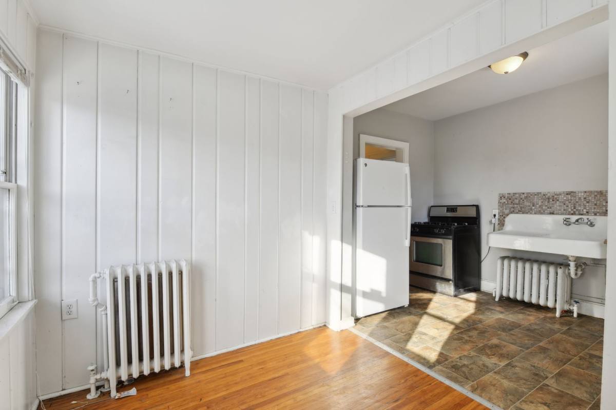 Apartment for rent at 2017 2nd Ave S, Minneapolis, MN 55404
