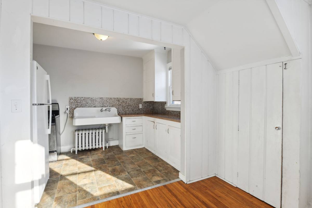 Apartment for rent at 2017 2nd Ave S, Minneapolis, MN 55404