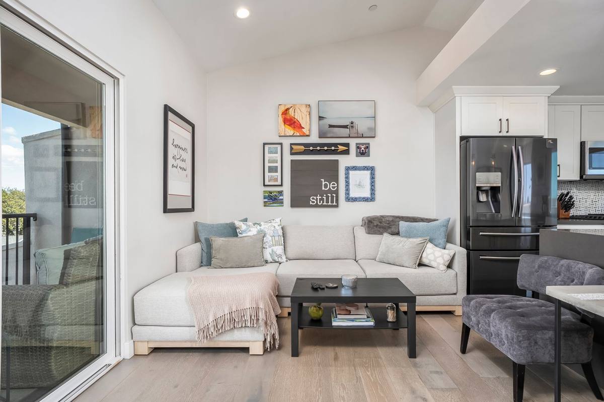 Townhouse for rent at 4373 Cleveland Ave, San Diego, CA 92103