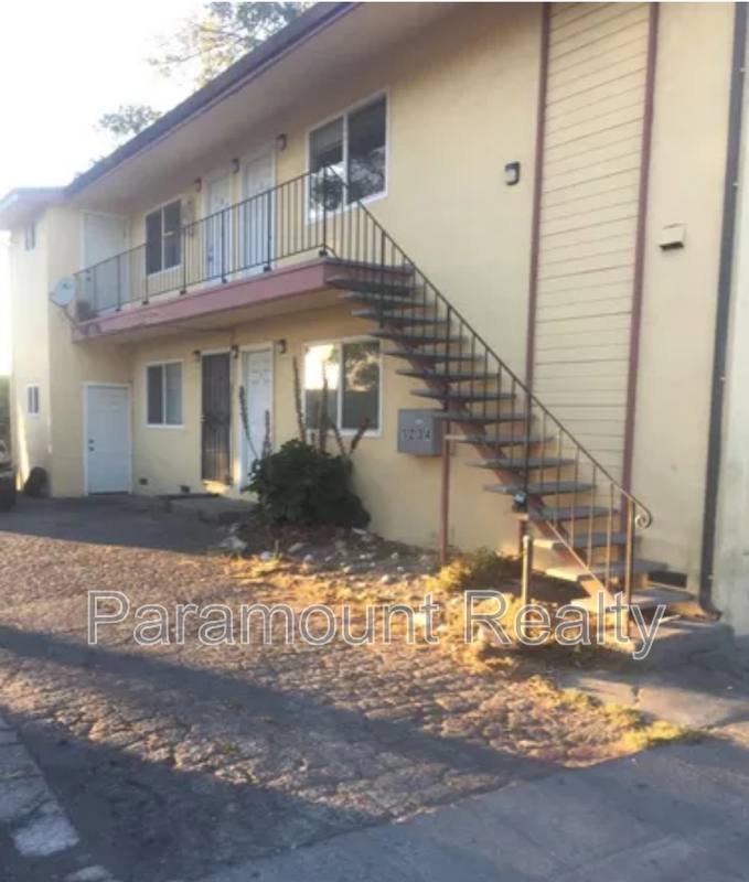 Apartment for rent at 1321 Filmore St #1, San Pablo, CA 94806