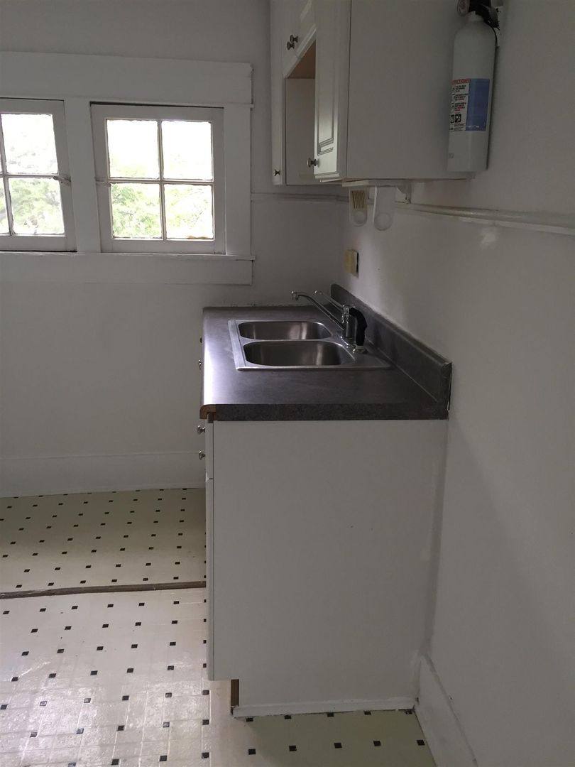 House for rent at 1714 Ashwood Ave, Nashville, TN 37212