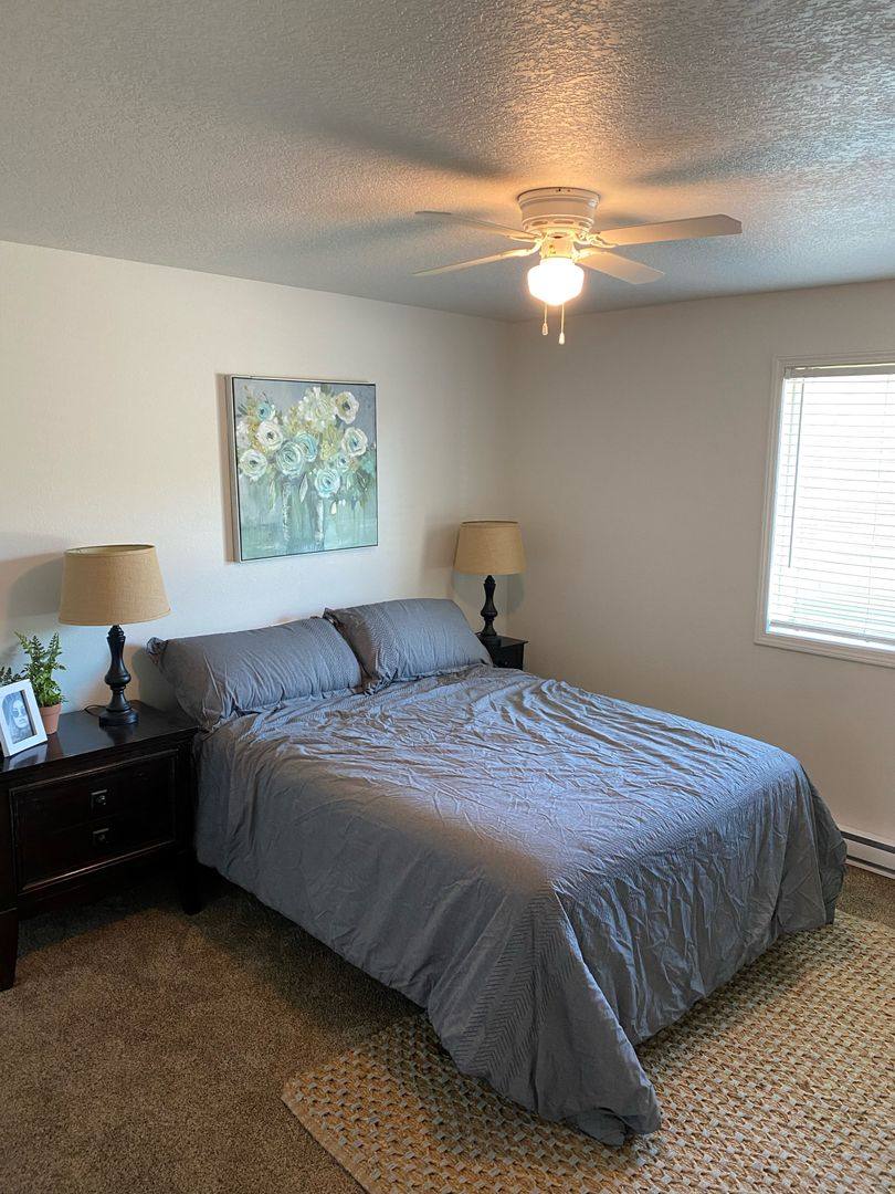 Apartment for rent at 1010 Washington St, Marshalltown, IA 50158