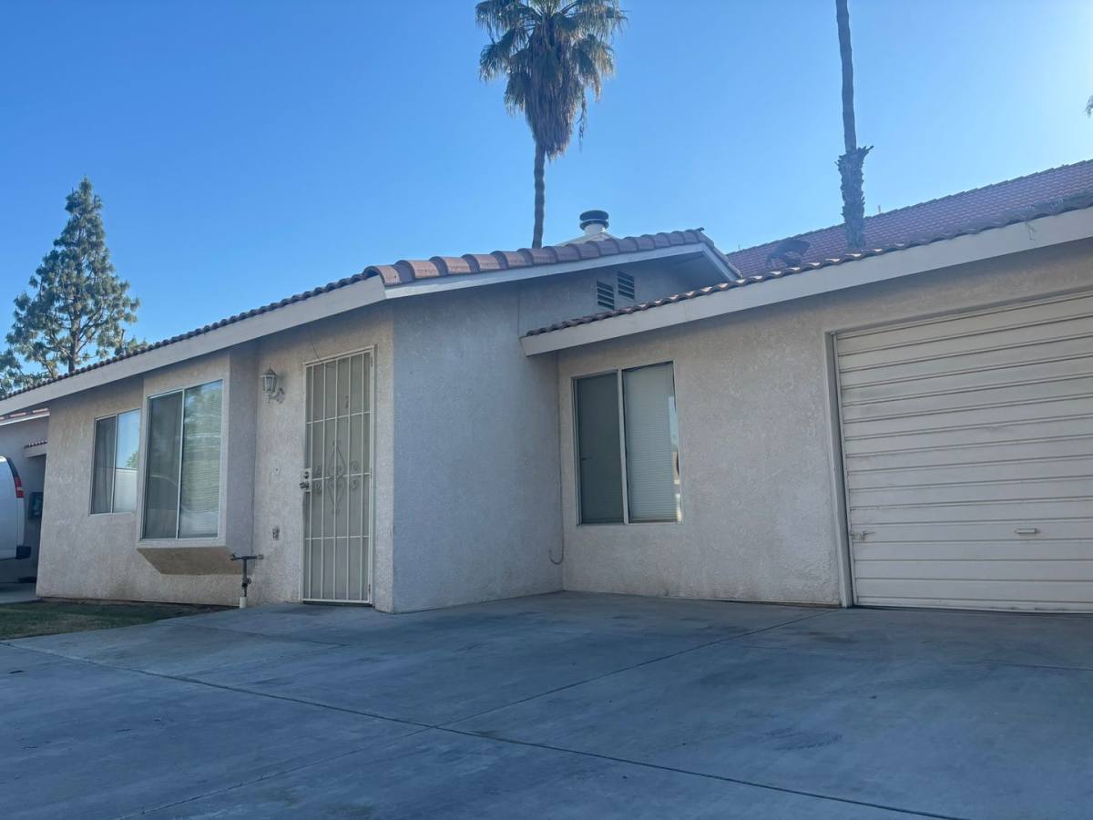 Apartment for rent at 4115 Ardmore Ave, Bakersfield, CA 93309