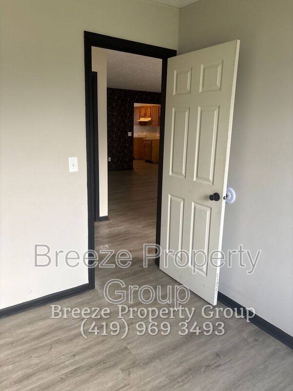 House for rent at 2983 Megan Circle, Youngstown, OH 44505