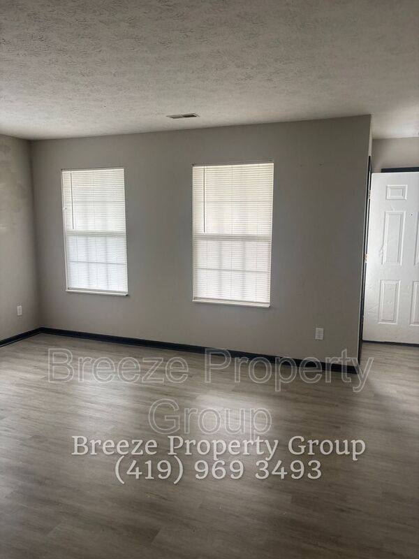 House for rent at 2983 Megan Circle, Youngstown, OH 44505