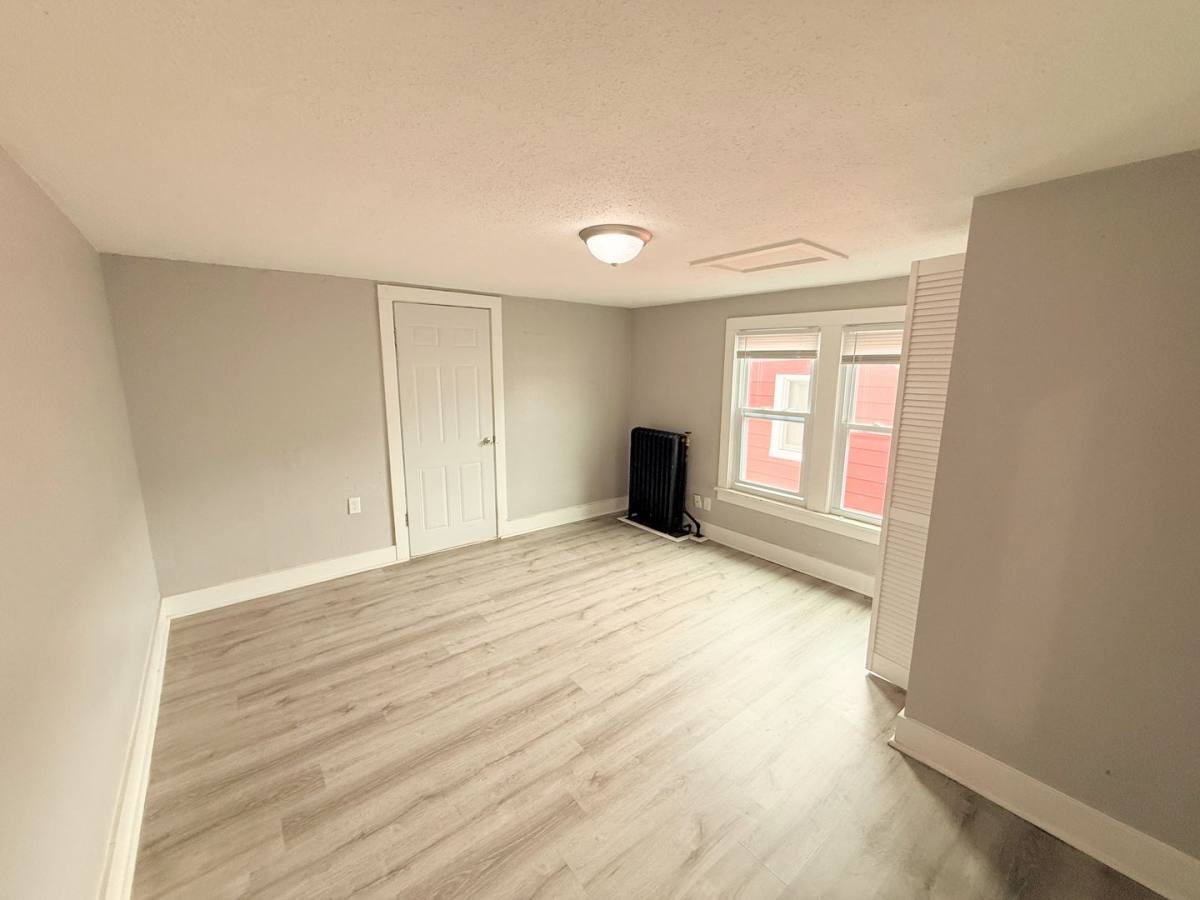 Apartment for rent at 1305-1307 Avon St, La Crosse, WI 54603