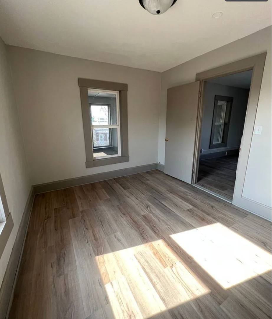 Apartment for rent at 1025-1027 Redfield St, La Crosse, WI 54601