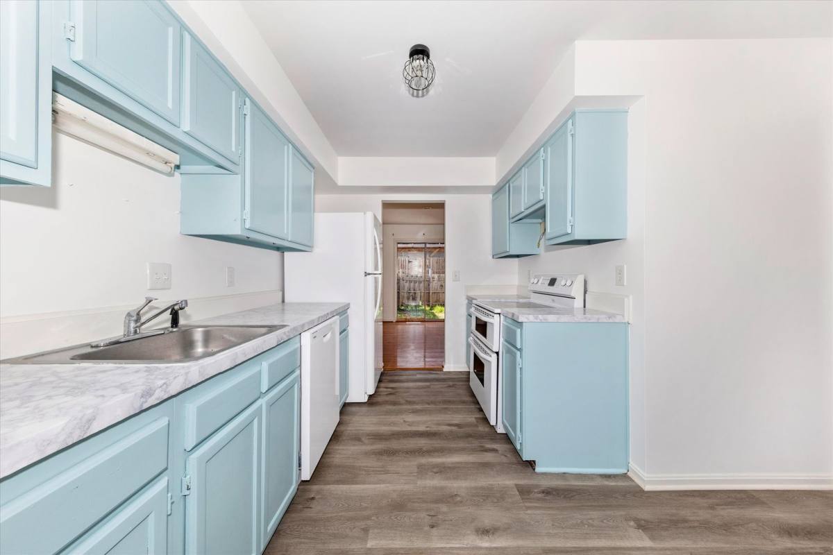 House for rent at 13303 Country Ridge Dr, Germantown, MD 20874