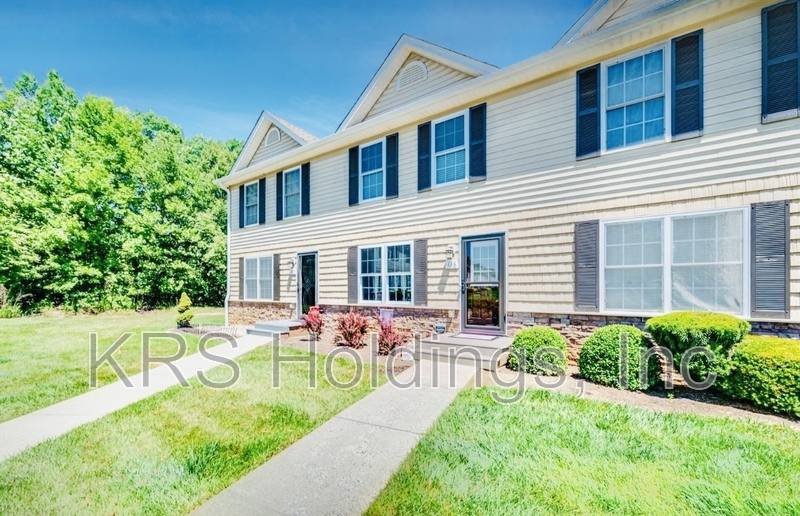 Townhouse for rent at 136 Old Tavern Circle, Lynchburg, VA 24501