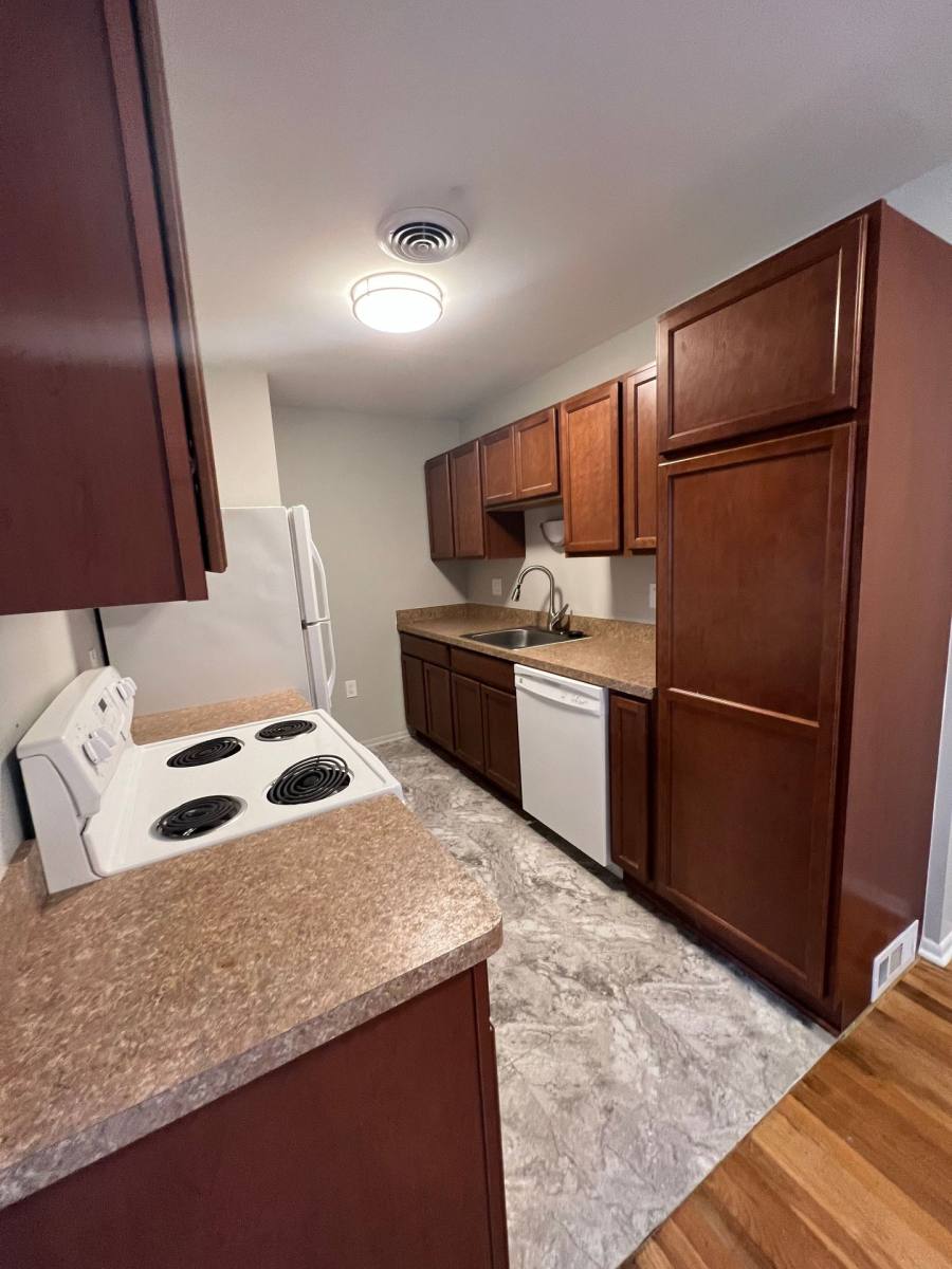 Apartment for rent at 550 Rosewood St, Ferndale, MI 48220