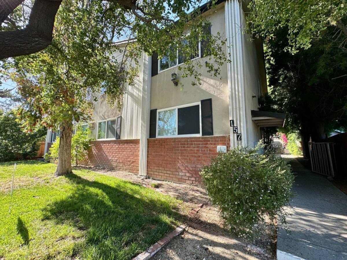 Apartment for rent at 157 Esperanza Ave, Sierra Madre, CA 91024