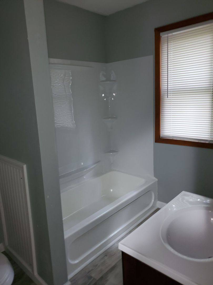 House for rent at 1615 Rowland Ave NE, Canton, OH 44705
