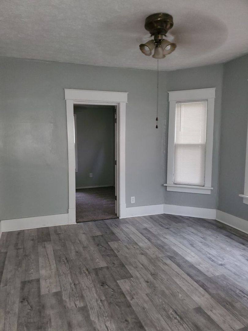 House for rent at 1615 Rowland Ave NE, Canton, OH 44705