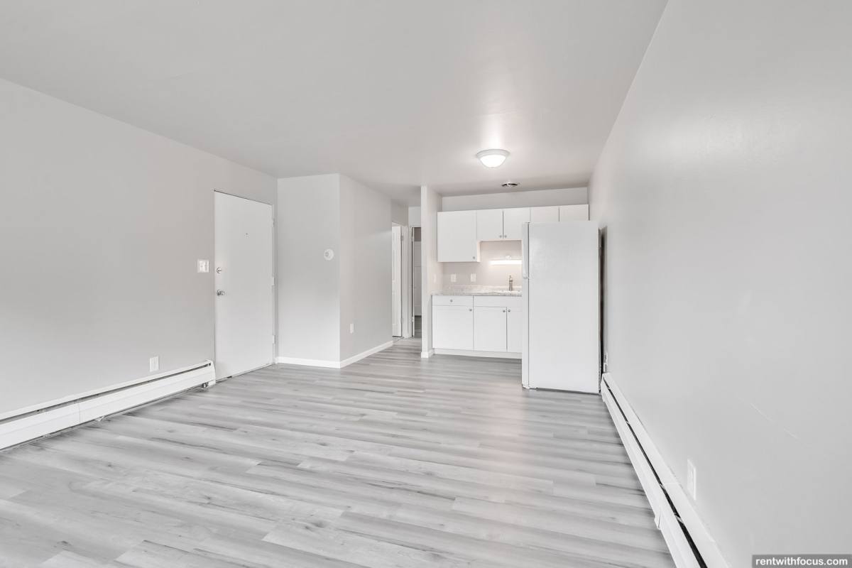 Apartment for rent at 700 S Memorial Dr, Appleton, WI 54911