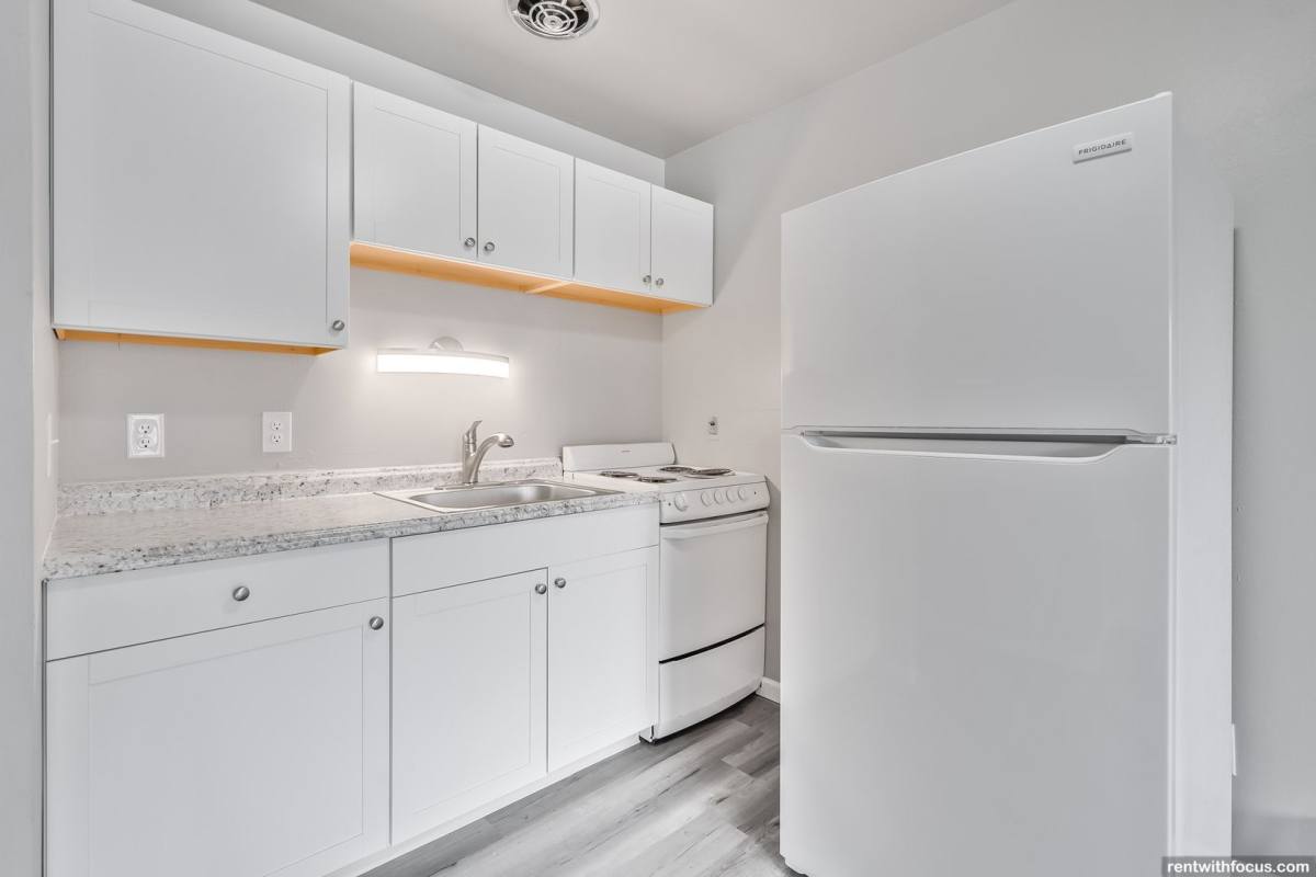 Apartment for rent at 700 S Memorial Dr, Appleton, WI 54911