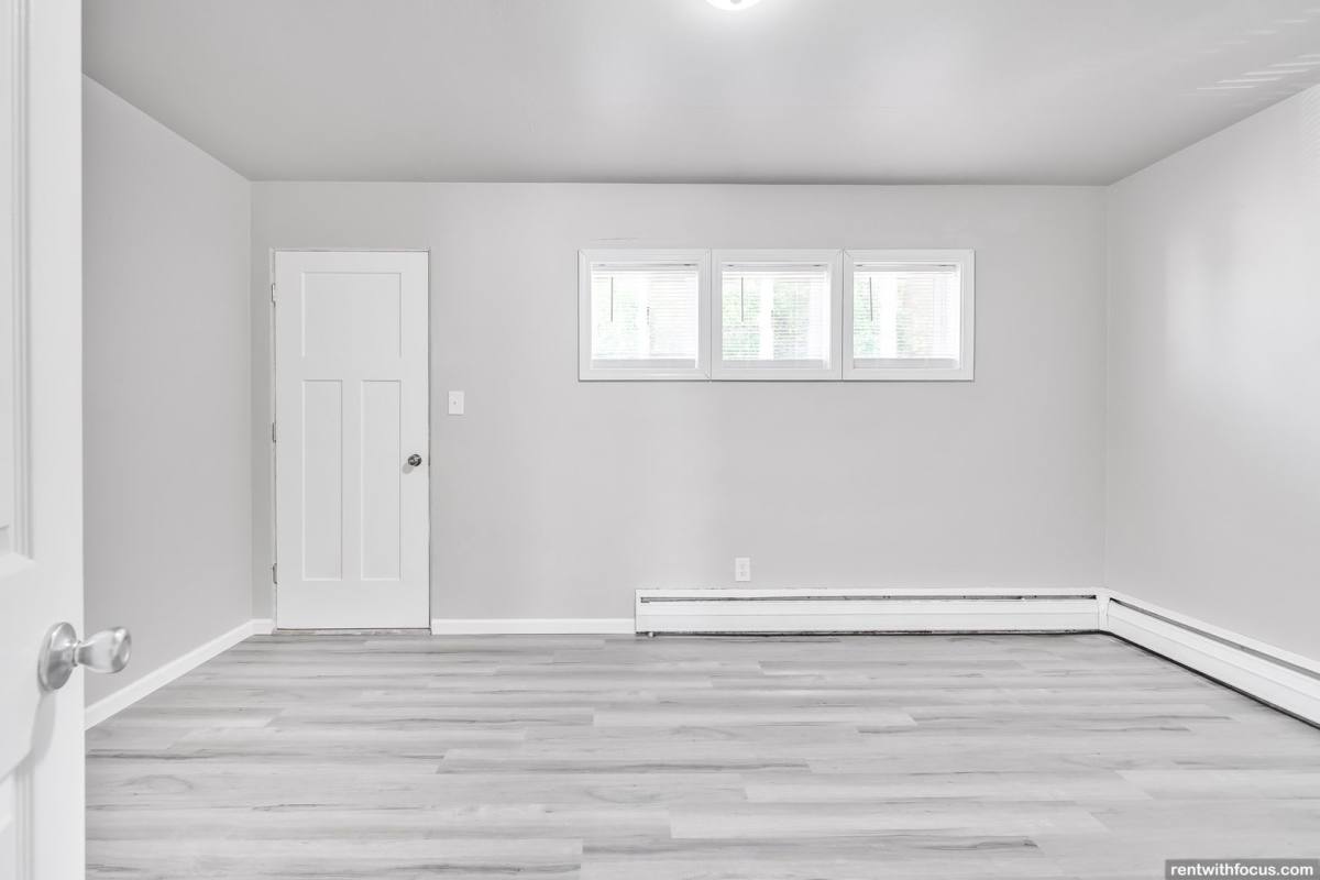 Apartment for rent at 700 S Memorial Dr, Appleton, WI 54911