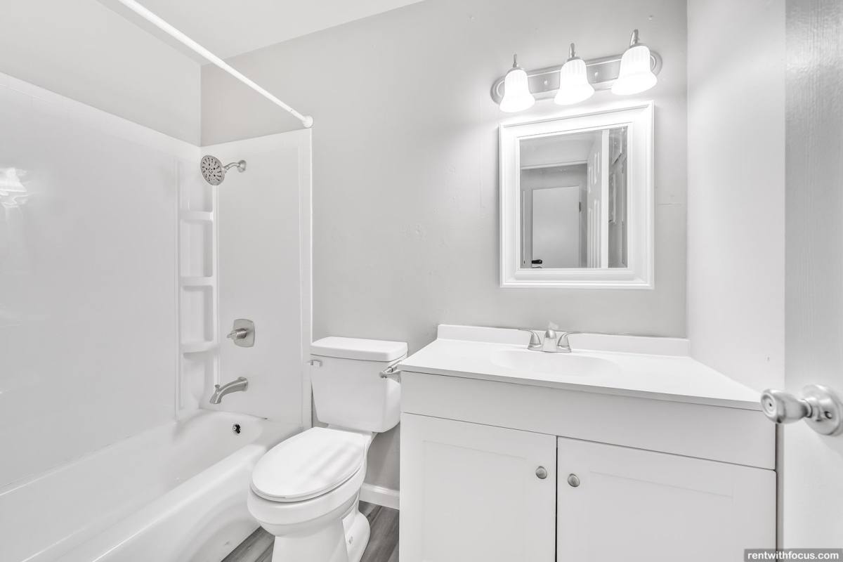Apartment for rent at 700 S Memorial Dr, Appleton, WI 54911