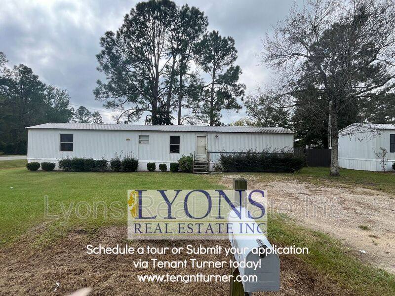 House for rent at 1915 Windsor Ave, Nashville, GA 31639