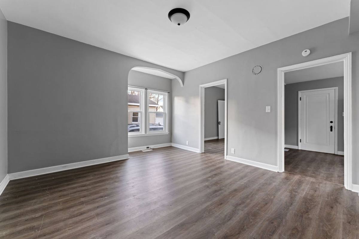 Apartment for rent at 212 W 8th Ave, Oshkosh, WI 54902