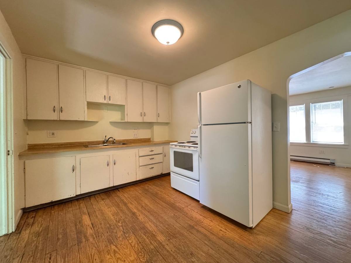 Townhouse for rent at 1121 E 2nd St, Loveland, CO 80537