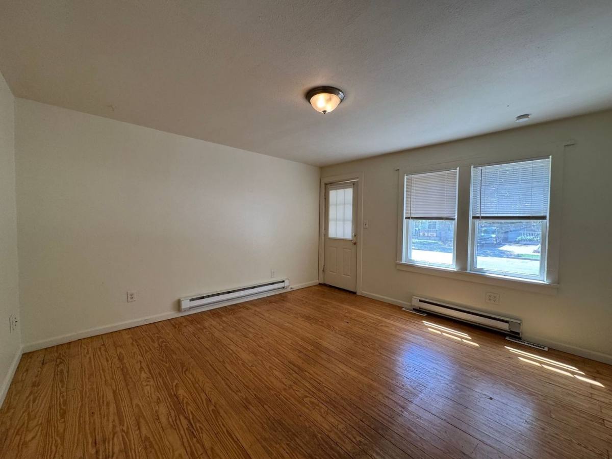 Townhouse for rent at 1121 E 2nd St, Loveland, CO 80537
