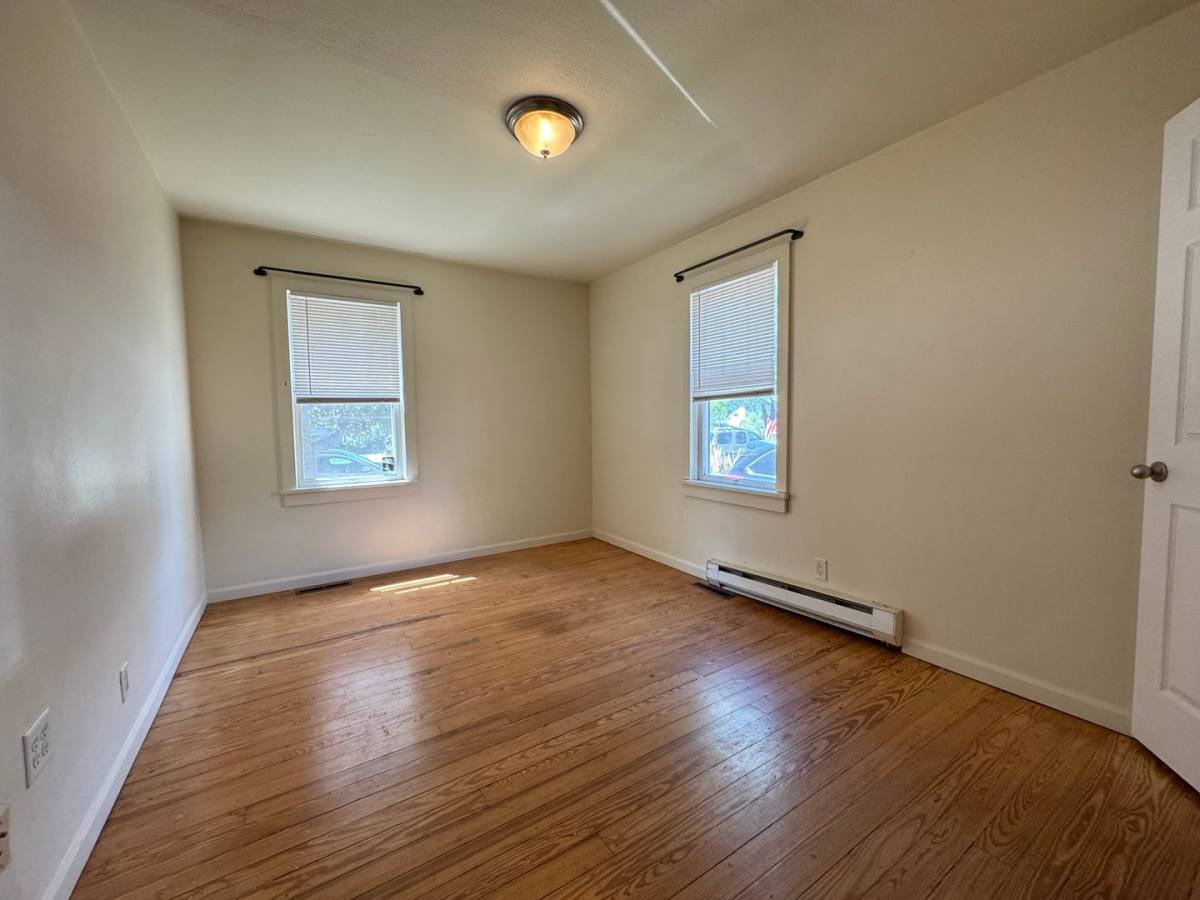 Townhouse for rent at 1121 E 2nd St, Loveland, CO 80537