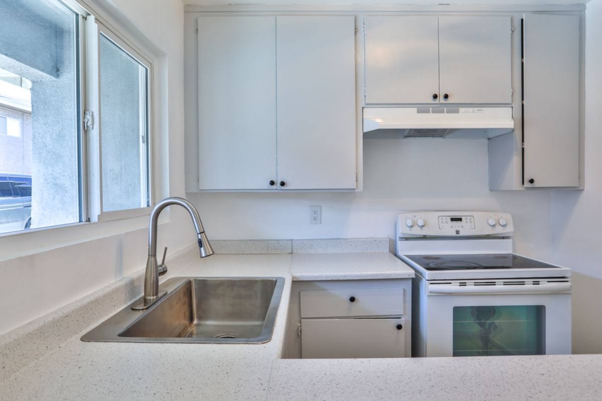 Apartment for rent at 16230 Cornuta Ave, Bellflower, CA 90706