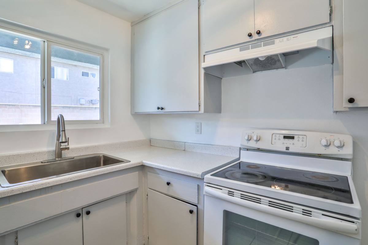 Apartment for rent at 16230 Cornuta Ave, Bellflower, CA 90706