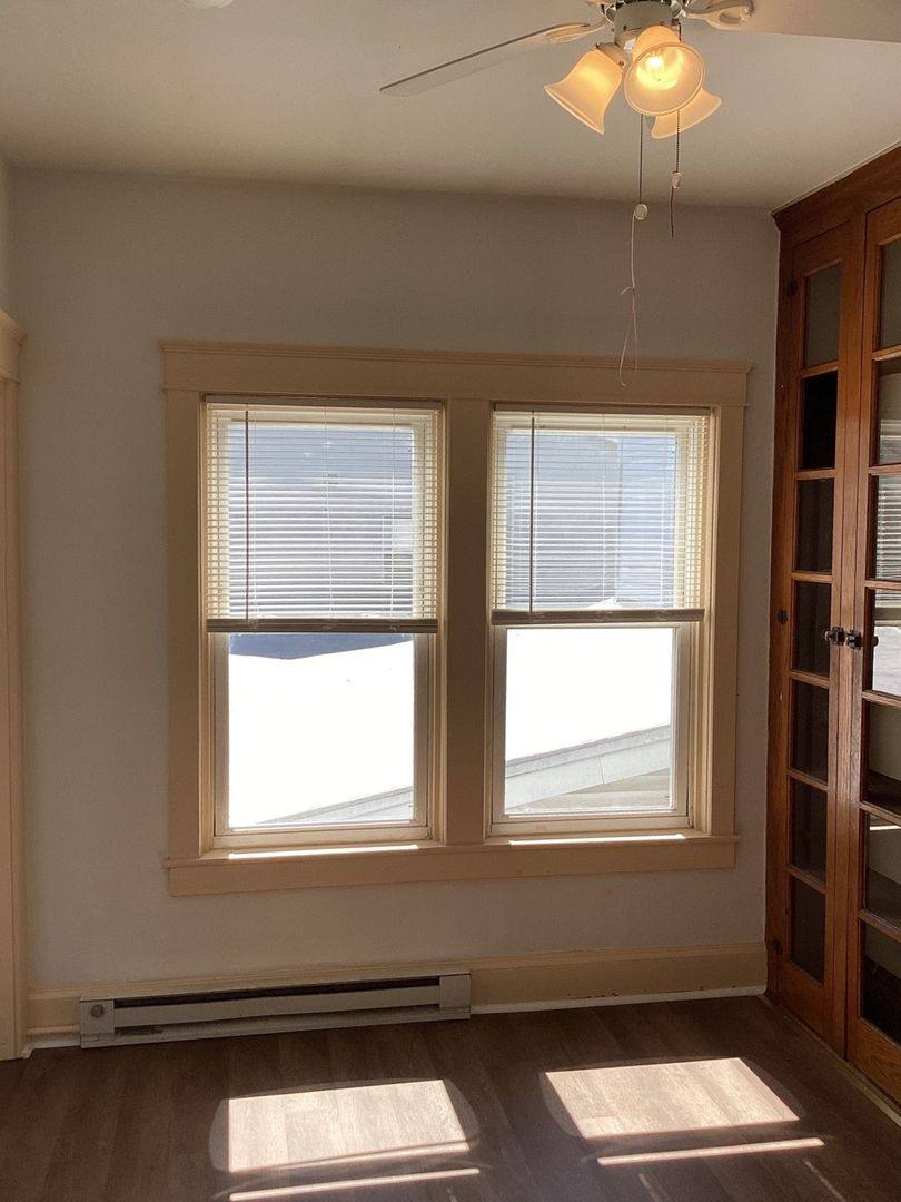 Apartment for rent at 206 Lincoln Way E, McConnellsburg, PA 17233