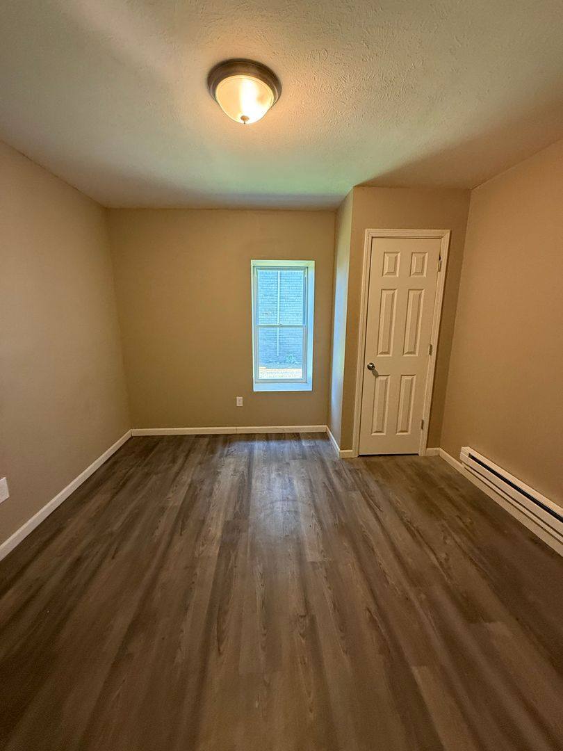 Apartment for rent at 17568-70 Lakeshore #14, Cleveland, OH 44119