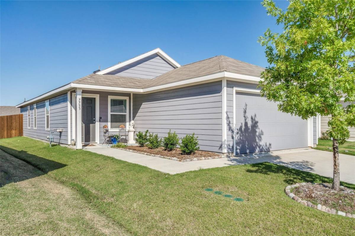 House for rent at 7733 Ruellia Rd, McKinney, TX 75071