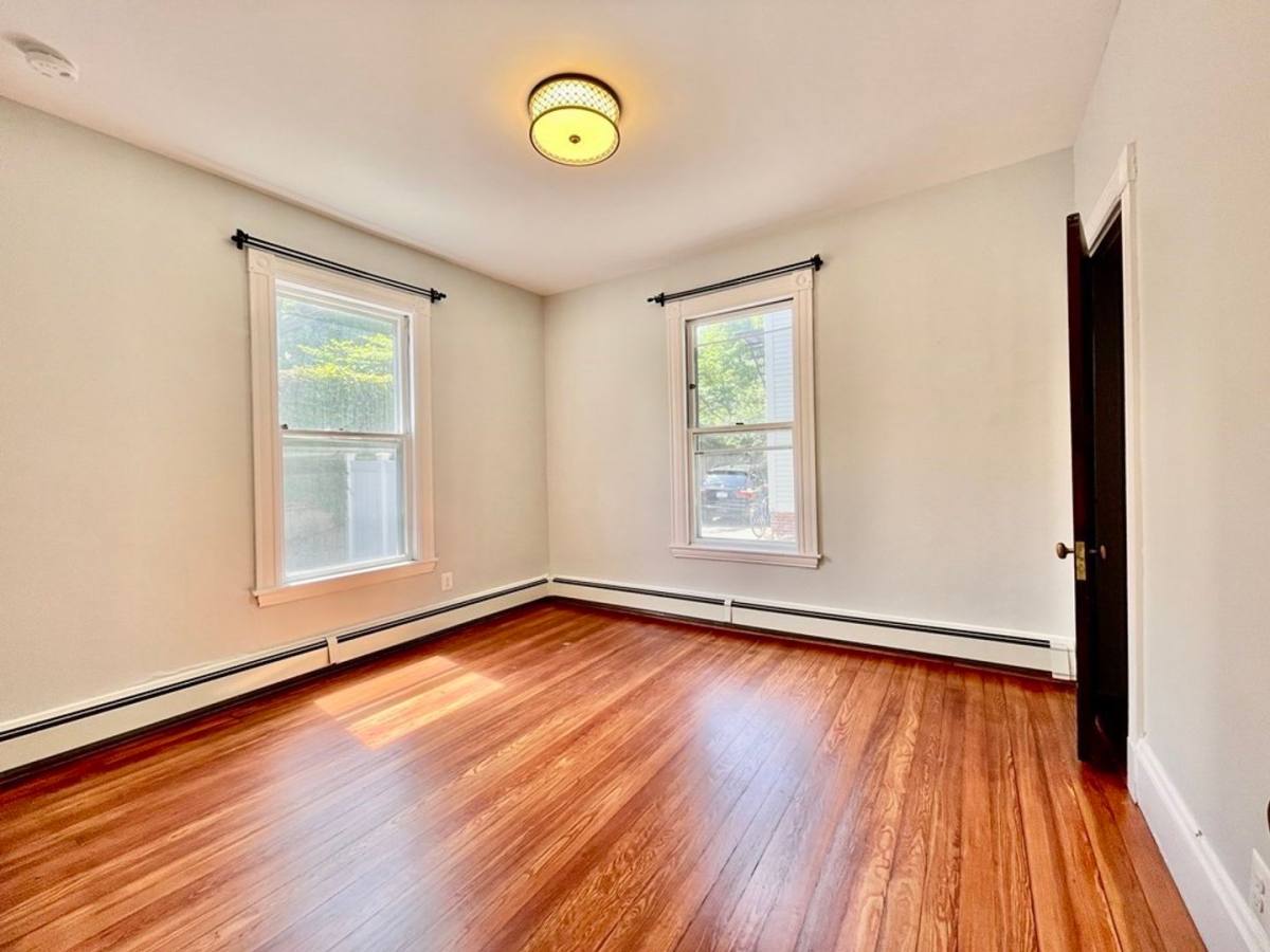 Apartment for rent at 46 Dana St, Cambridge, MA 02138