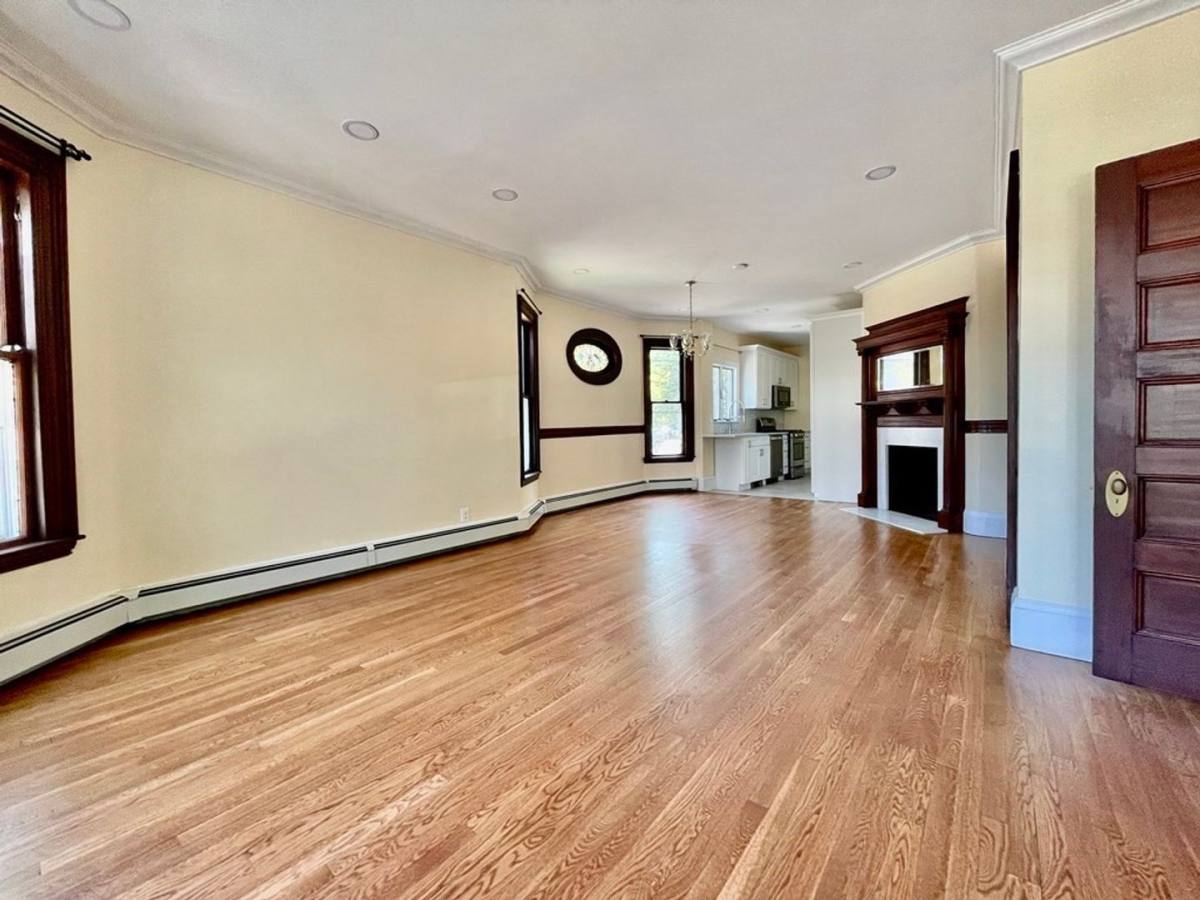 Apartment for rent at 46 Dana St, Cambridge, MA 02138