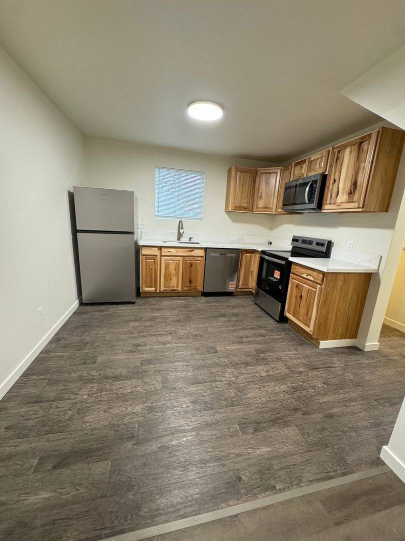 House for rent at 16025 SE Lake Holm Rd, Auburn, WA 98092