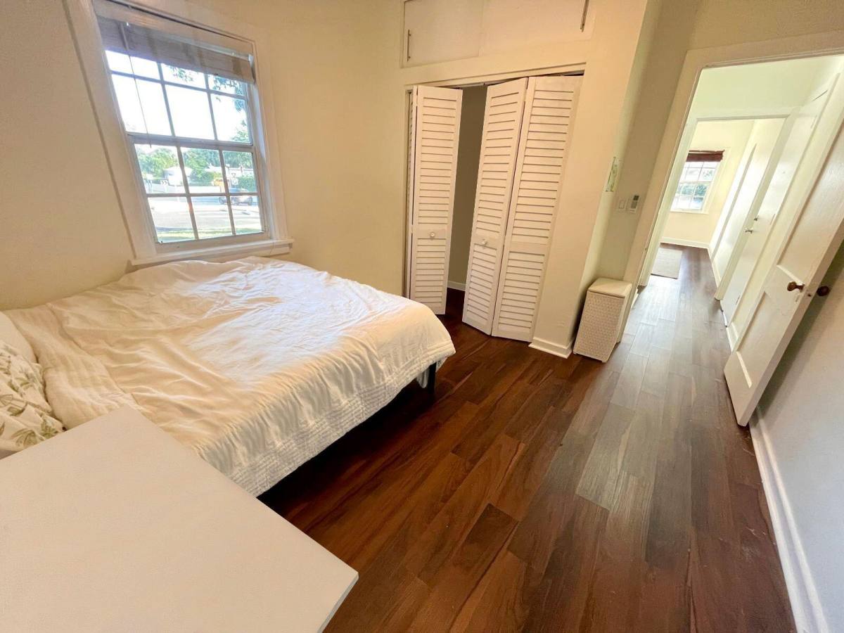Apartment for rent at 623 Park Place, West Palm Beach, FL 33401