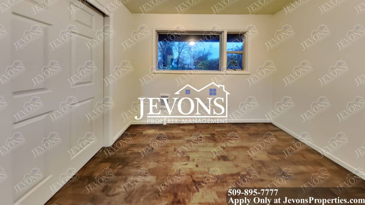 House for rent at 3571 E B St, Tacoma, WA 98404