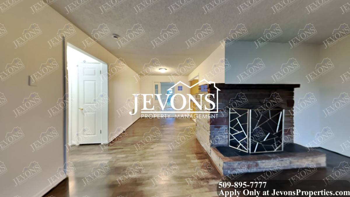 House for rent at 3571 E B St, Tacoma, WA 98404
