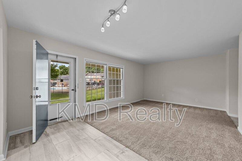 Condo for rent at 4605 Coronado Dr #Q, Charlotte, NC 28212