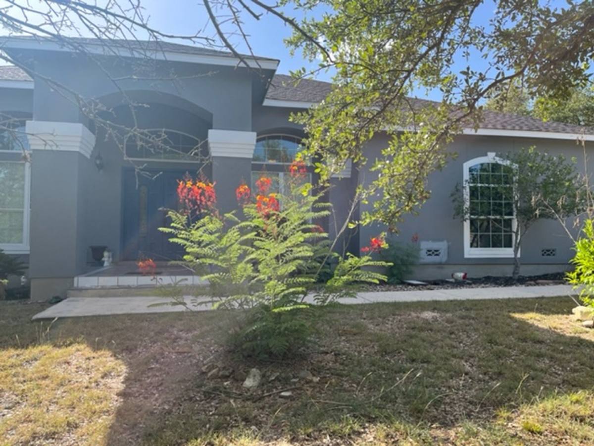 House for rent at 101 Cielo Vista, Canyon Lake, TX 78133