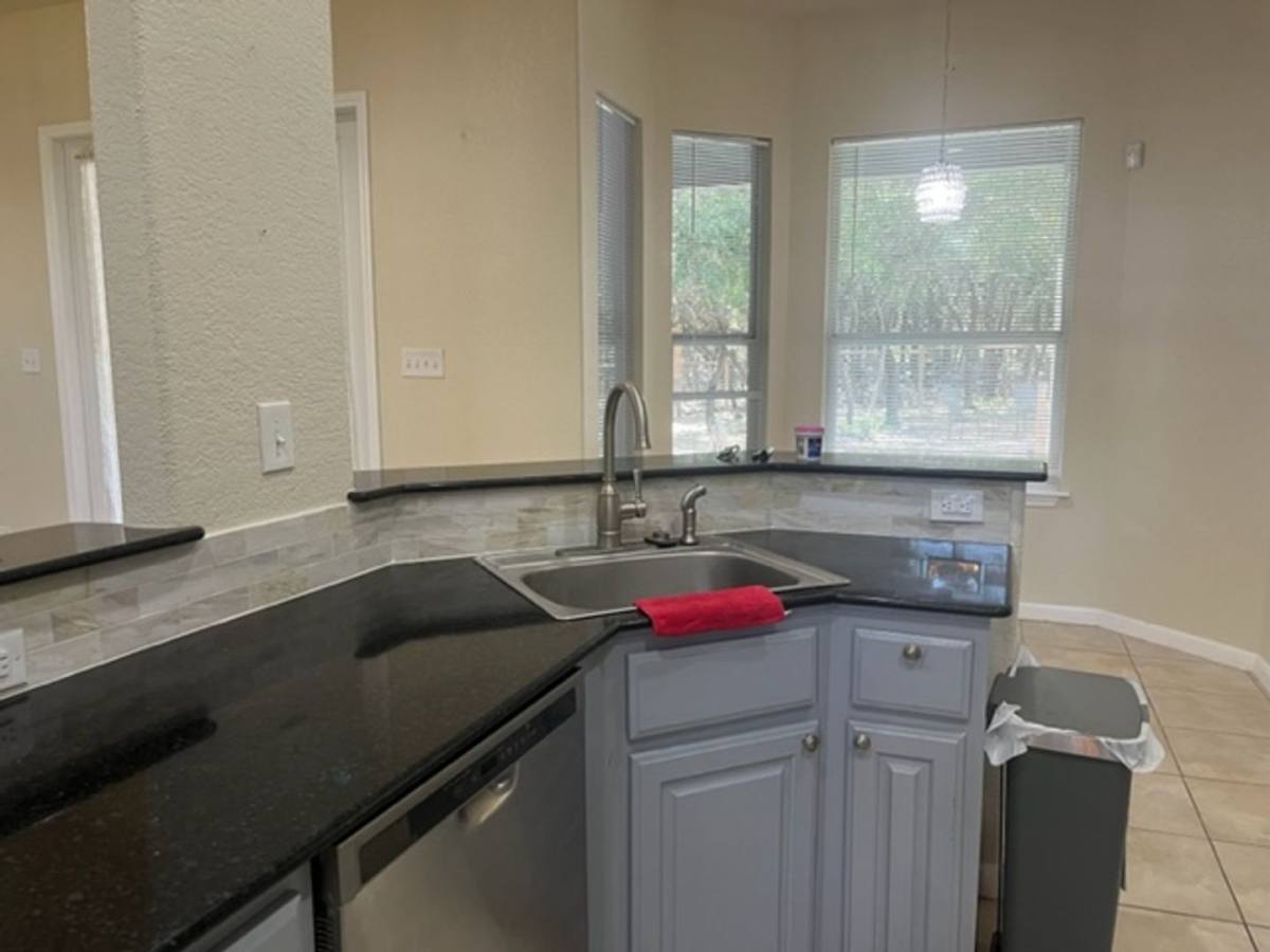 House for rent at 101 Cielo Vista, Canyon Lake, TX 78133