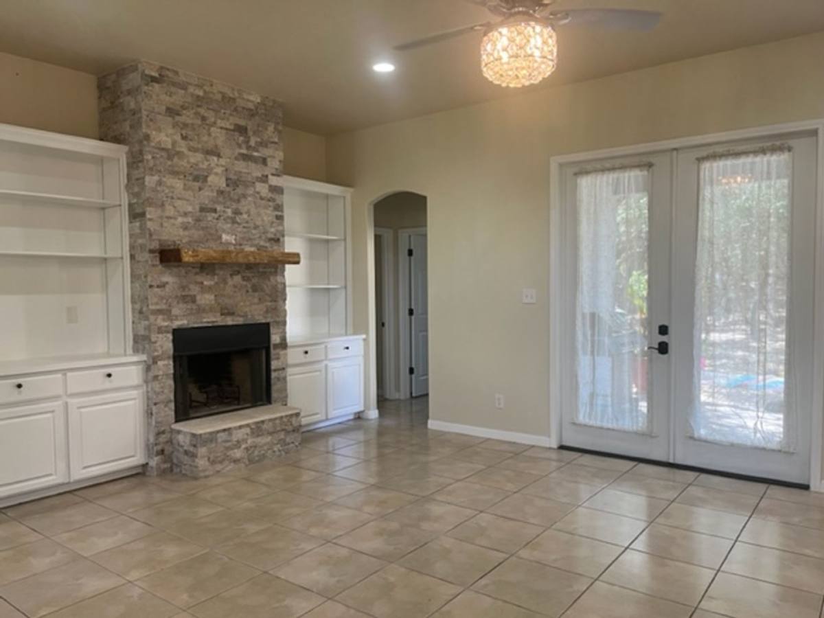 House for rent at 101 Cielo Vista, Canyon Lake, TX 78133