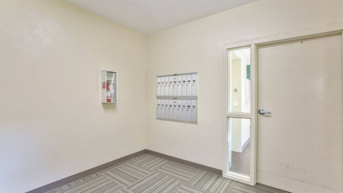 Apartment for rent at 302 E Georgia St, Tallahassee, FL 32301
