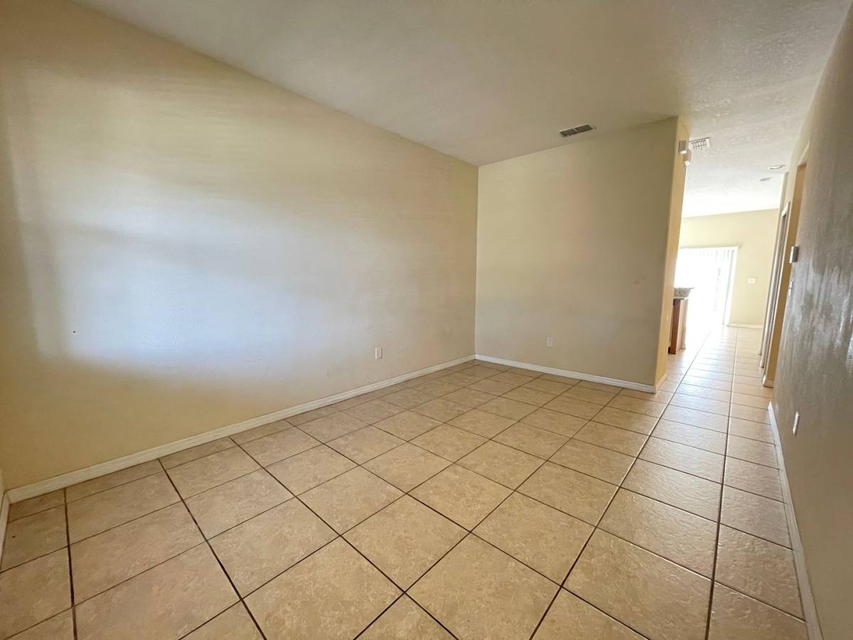 Townhouse for rent at 10616 Savannah Plantation Court, Orlando, FL 32832