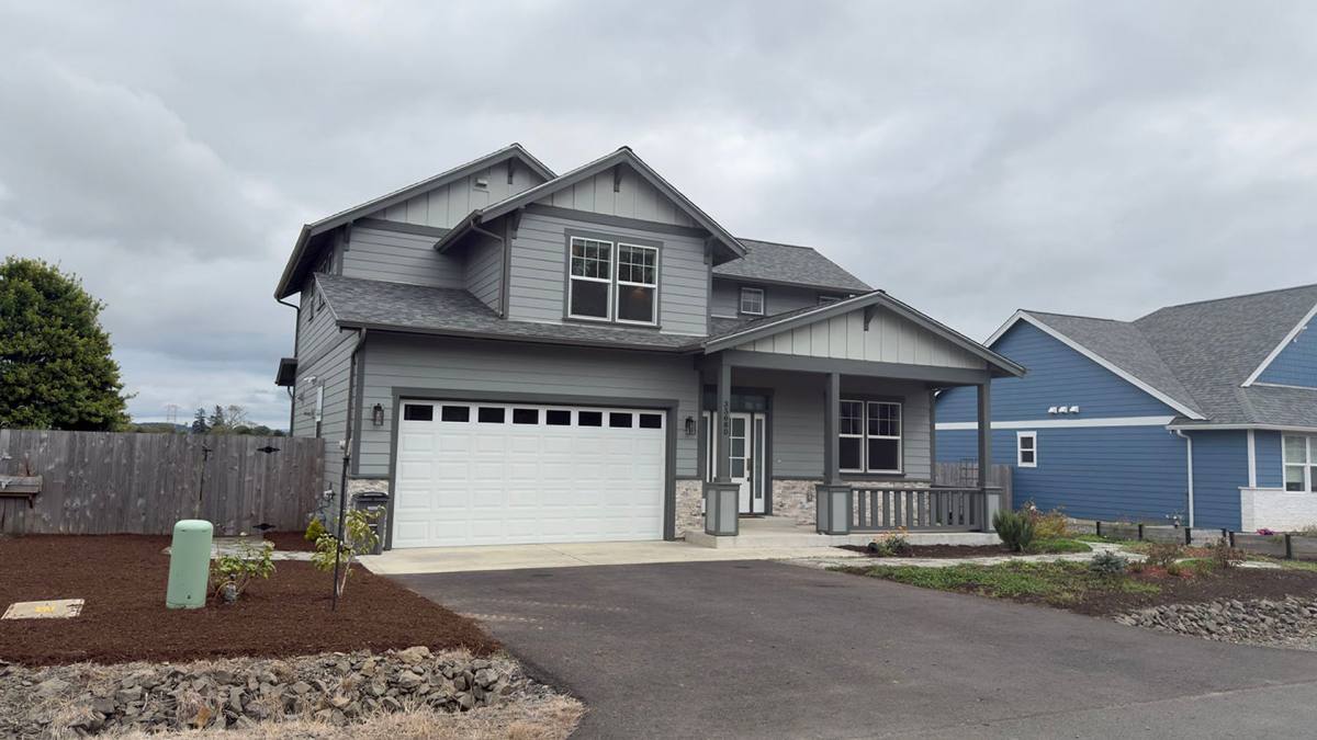 House for rent at 35680 Bella Ridge Loop, Astoria, OR 97103