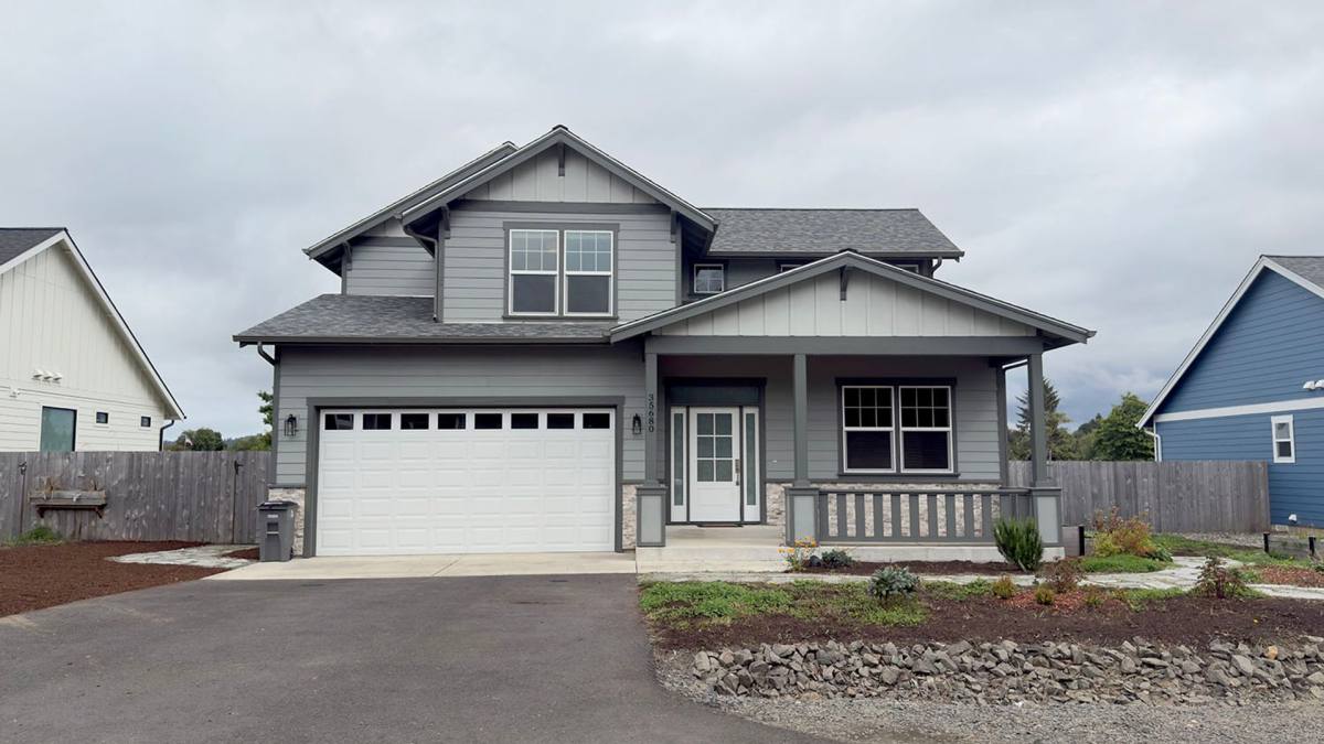 House for rent at 35680 Bella Ridge Loop, Astoria, OR 97103