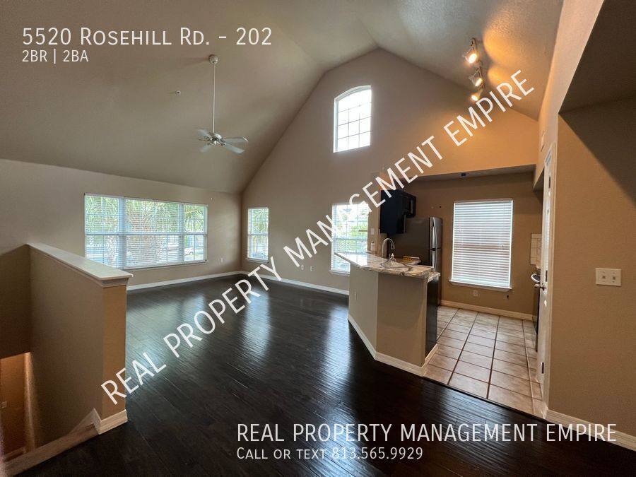 Apartment for rent at 5520 Rosehill Rd #202, Sarasota, FL 34233