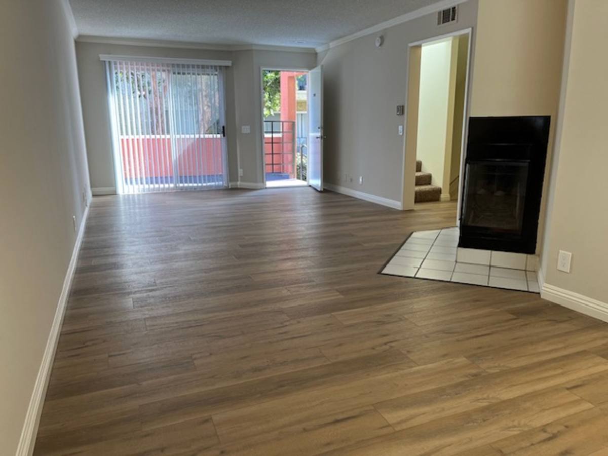 21030 Gresham St, Canoga Park, CA 91304 - Apartment for Rent - Image 6